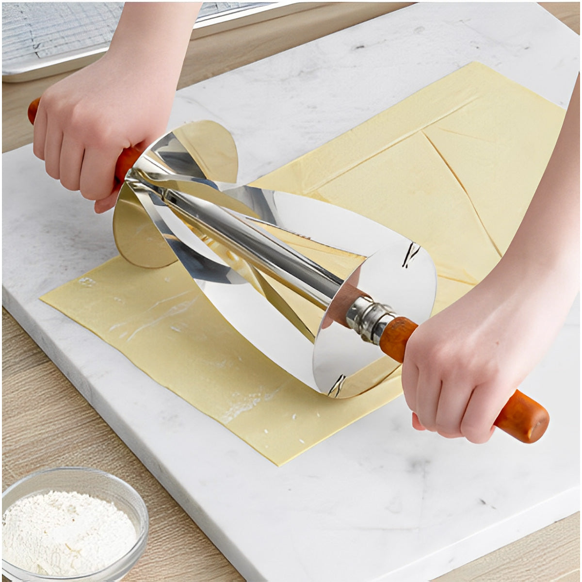 Croissant Cutter