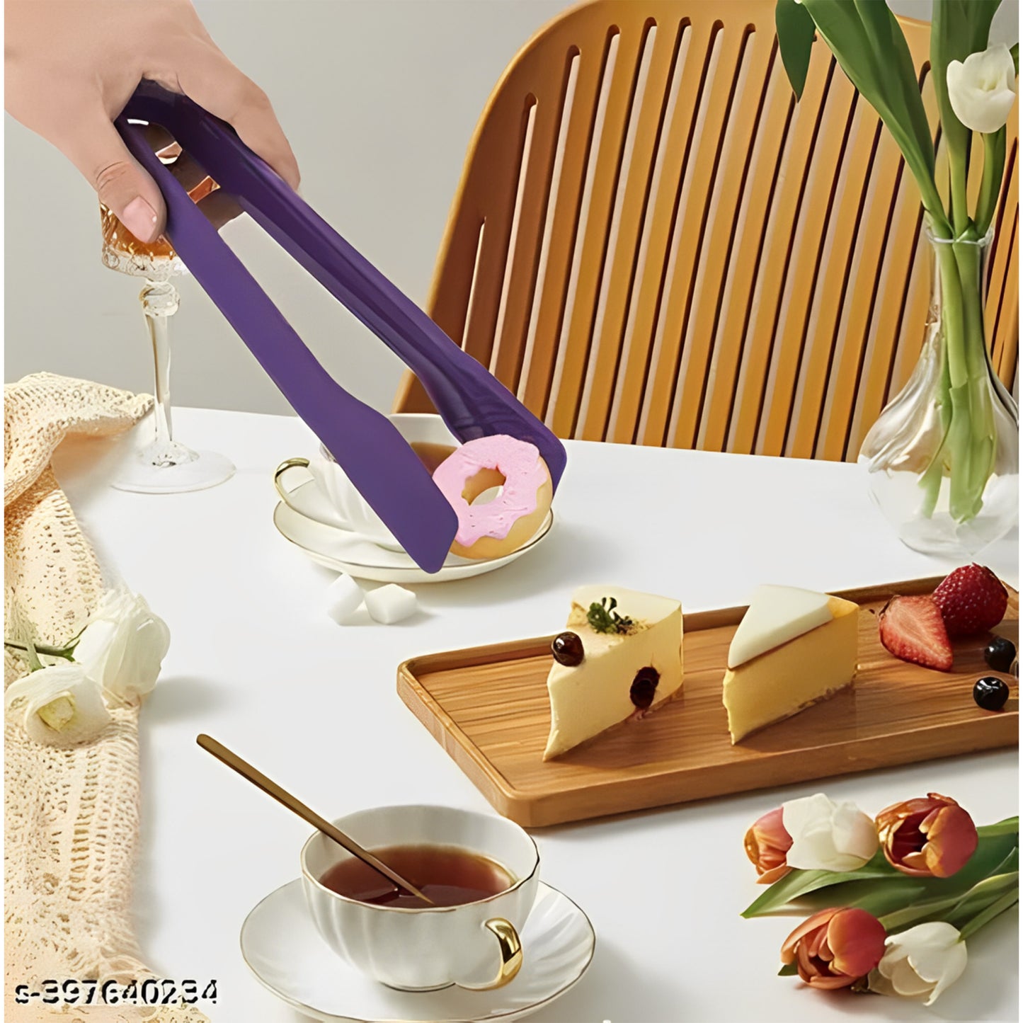 Hard Plastic Tongs