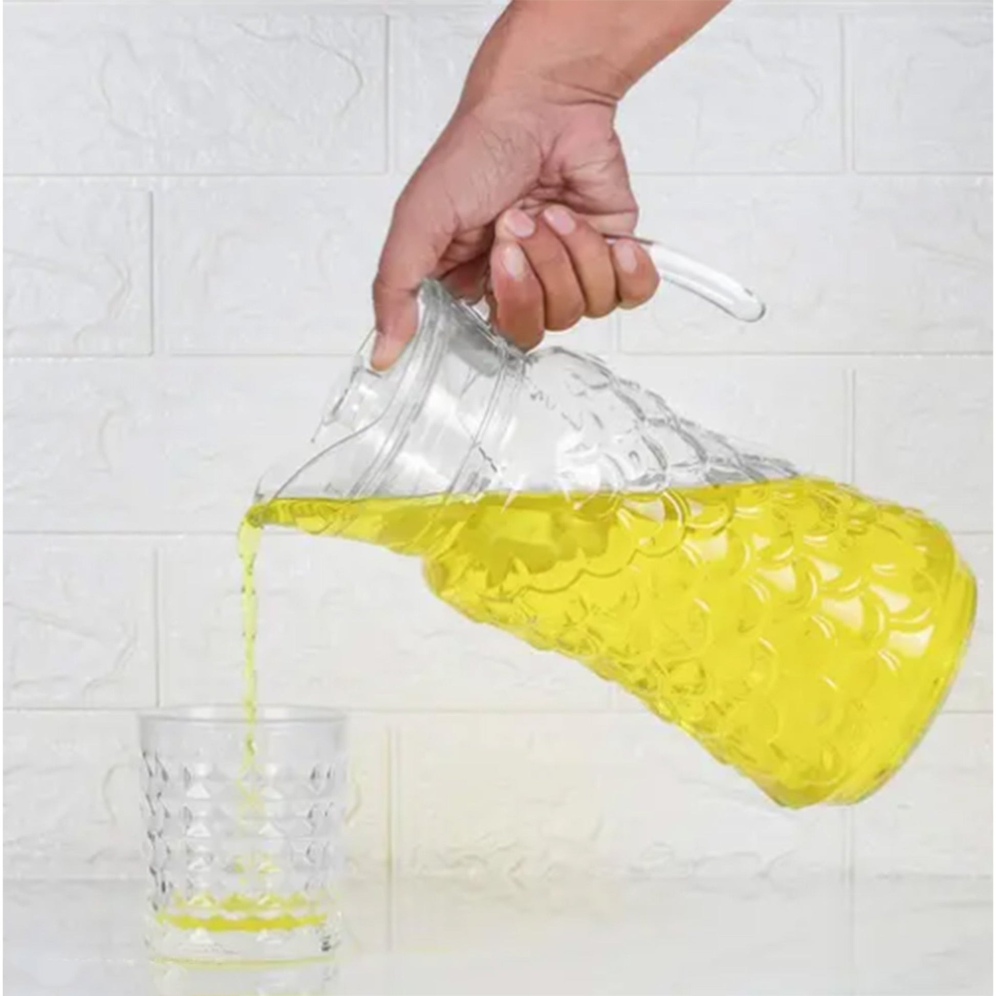Glass Jug / Pitcher Mila Kitchen Ghana (www.milakitchen.com)