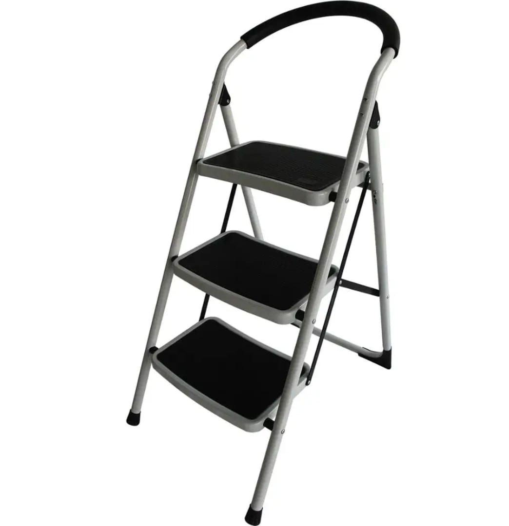 3 Step Folding Ladder / Step Stool